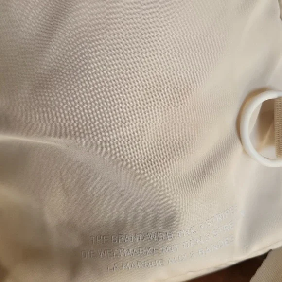 Adidas cream colored crossbody small bag - Picture 8 of 9